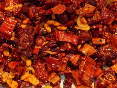 -涨巢·潮玩水疗局