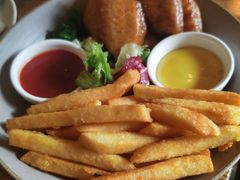 香炸鸡翅配薯条-Money Shops(愚园路店)