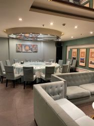 -鑫淼餐饮娱乐中心(江东街店)