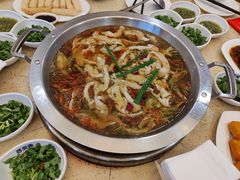 -芭夯兔·无骨兔汤锅(华阳店)