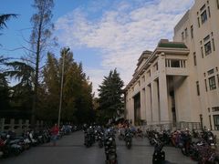 -武汉大学图书馆·文理学部总馆