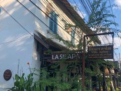 -乌托邦酒吧和餐厅