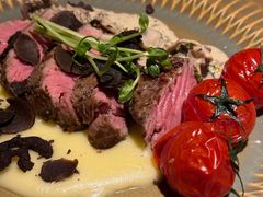 -JINNS锦时 steak&pizza(浸信会礼拜堂旧址店)