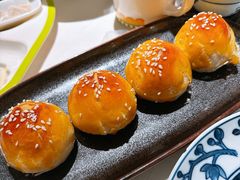 垂涎欲滴酥-侨美食家·41年地道粤菜(恒福路店)