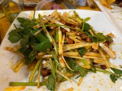 -老何太太鹤岗小串·团建聚餐(龙华店)