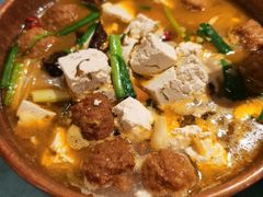 汉中菜豆腐炖丸子-长安炊烟庭院陕菜(七路明光路店)