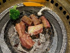 -山川小町·极番烧肉(新地假日广场店)
