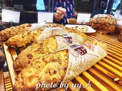 -焙丽拾光(麦凯乐直营店)