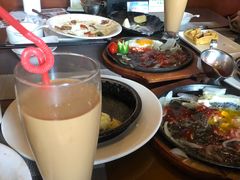-戈尔登酒店·满堂彩咖啡厅