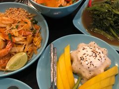 -URBAN SOI Thai Kitchen乐泰料理(长乐路店)