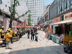 -宝龙城(杭州滨江店)