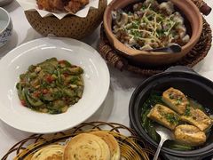 -围龙屋客家食府(福田店)