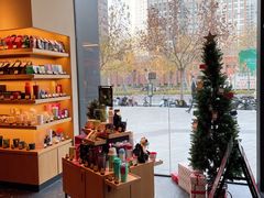 -星巴克臻选(上海长风大悦城店)