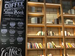 -CGV影城(滨江天街IMAX店)