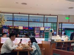大堂-诚铭记·虾仁汤包·成都小吃(融创店)