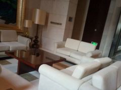 -锦龙国际酒店(天津奥体中心华苑地铁站店)