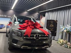 -上海星瀚奔驰4S店(红柳路店)