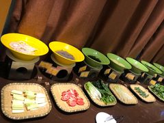 -火舞泰·泰式海鲜火锅餐厅(世纪城店)