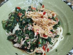 黄瓜皮炒肉干拌面-刘氏三和面馆