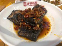 -呷佬·长沙手工米粉(金沙江路店)