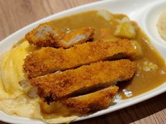 -玛格萝妮比萨屋(四平店)