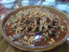 招牌烧鸭-一品红烧鸭特色川菜(三岔湖店)