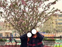 -上海市工商外国语学校