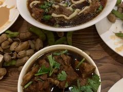 -清真吴记门钉肉饼·喜多利
