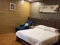 -清水湾酒店(深圳横岗塘坑地铁站店)