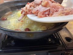 -松哥油焖大虾.小龙虾.黑鸭煲(海岸城店)
