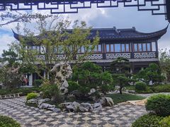 -上海滴水湖皇冠假日酒店