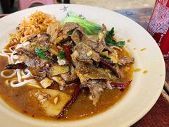 -方铲铲·成都板凳面(滨江银泰店)