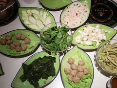 -一叶一世界·素食餐厅(锦华万达店)