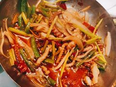 -小老板海鲜酒家(董家渡店)