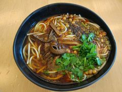 -三千粉牛肉米粉(来客茂店)
