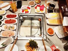 -海底捞火锅(金山百联店)