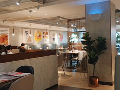 大堂-必胜客(机场路店)