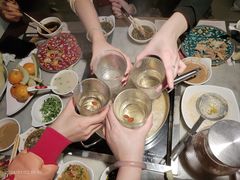 -尚尚仙·酸汤猪手·猪肚鸡火锅(华联万柳购物中心店)