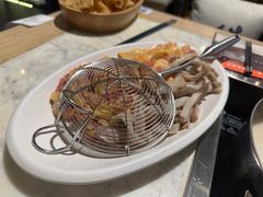 -尚尚仙·酸汤猪手·猪肚鸡火锅(华联万柳购物中心店)