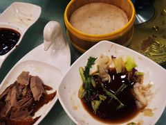 -六和聚传统烤鸭.天津菜(和平店)