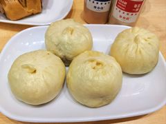 -李与白包子铺(桐梓林店)