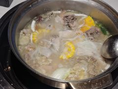 -喃喃椰·糟粕醋·椰子鸡火锅(七堡花园店)