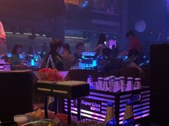 -轩 SUPER LIVE 超级现场(农科路店)