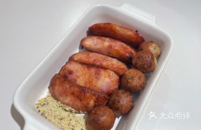 Meat-filled Intestine Rolls