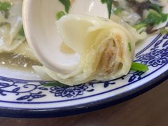 -吕氏馄饨包子大排档