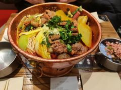 -成都你六姐·牛肉冒菜(城市集市合生汇店)