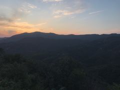 -鬼笑石后山停车场