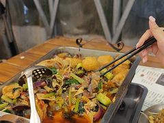 -后街佬·炭火鲜鱼杂(南城店)