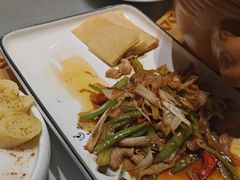 -郑庄脂渣海鲜楼(九水路店)