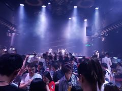 -TT CLUB 酒吧